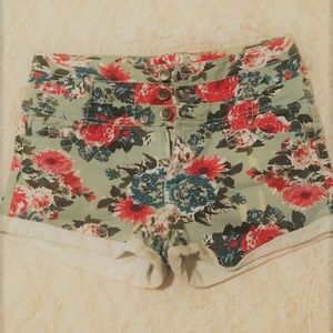 High Rise floral denim shorts - size 9
